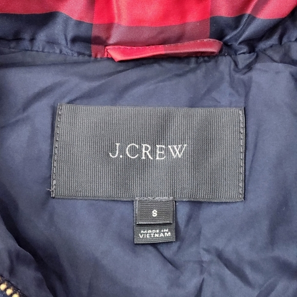 J. Crew Red & Navy Buffalo Plaid Down Puffer Vest Size Small - Picture 11 of 14